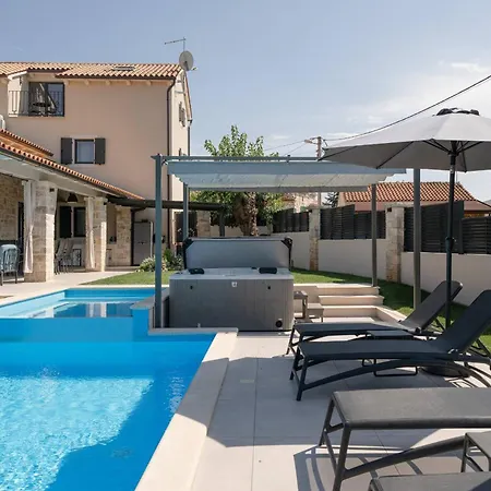 Villa Manu *