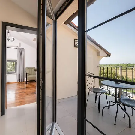 Manu Villa Buici (Istria)