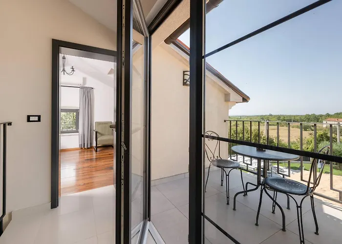 Manu Villa Buici (Istria)